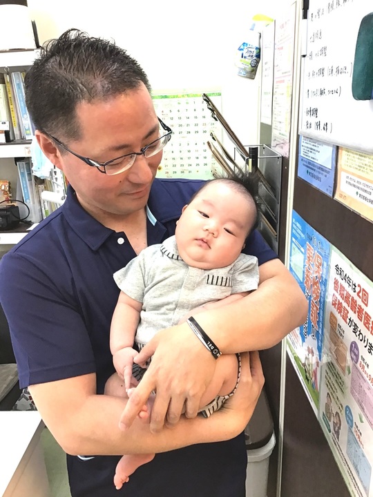 【中古】家畜のお灸と民間療法?クスリに頼らず経営改善 SNSは戦場ではない。人とつながり、信頼を借りる「クボ鍼灸院」 | MORE